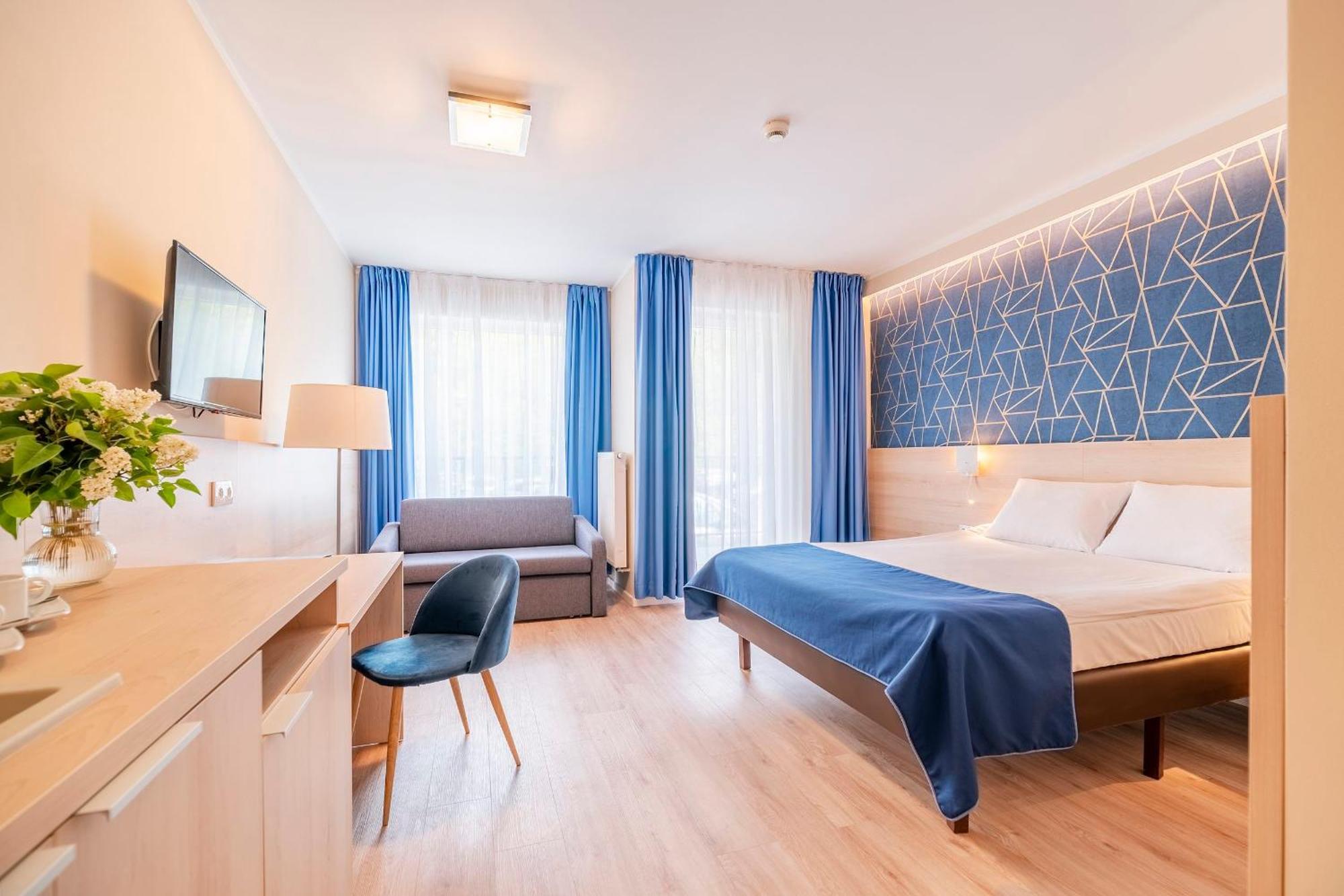 Blue Marine Mielno Aparthotel Mielno  Ngoại thất bức ảnh